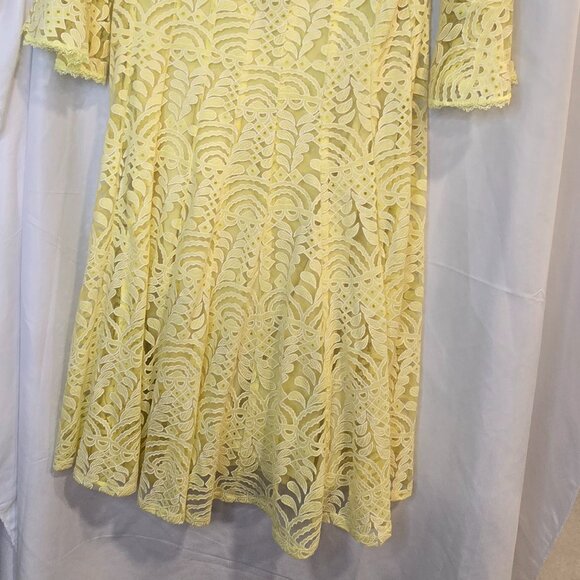 Rabbit Design 3/4 Bell Sleeve Abstract Lace Fit & Flare Dress 10 Yellow - Picture 7 of 8